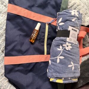 Victoria's Secret Pink Floral Blanket Set